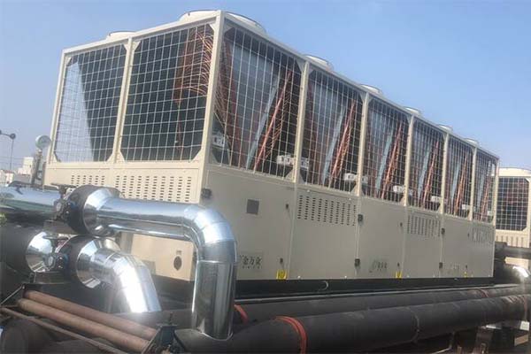 空調(diào)模塊機(jī)組保溫防腐施工案例.jpg 空調(diào)模塊機(jī)組保溫防腐施工案例.jpg