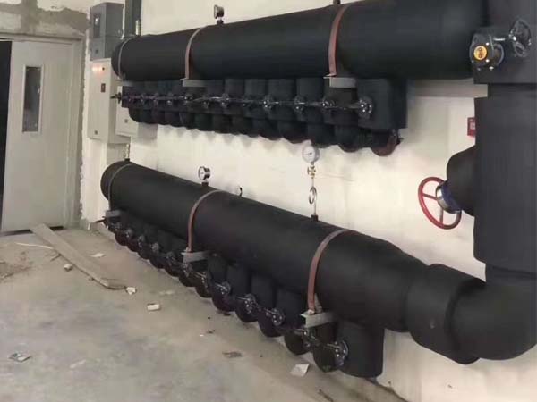 水管橡塑海綿保溫施工.jpg 水管橡塑海綿保溫施工.jpg